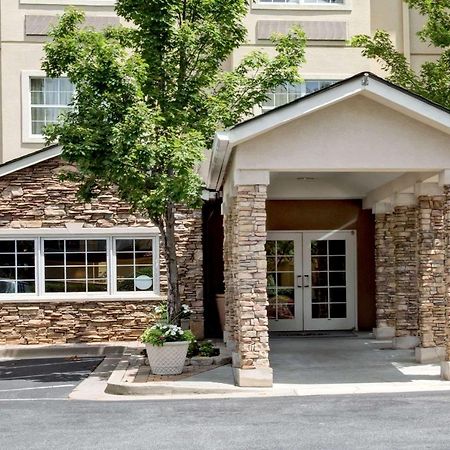 Microtel Inn & Suites By Wyndham Perimeter Center ساندي سبرينغز المظهر الخارجي الصورة