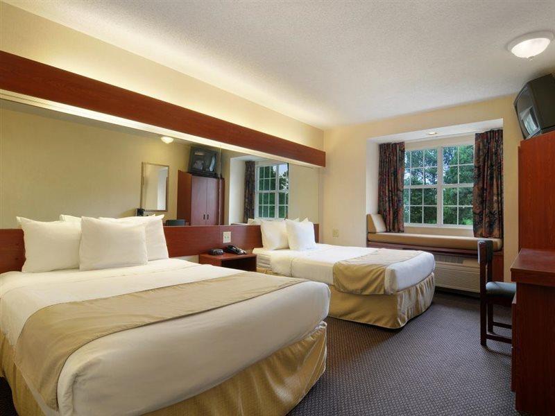 Microtel Inn & Suites By Wyndham Perimeter Center ساندي سبرينغز المظهر الخارجي الصورة