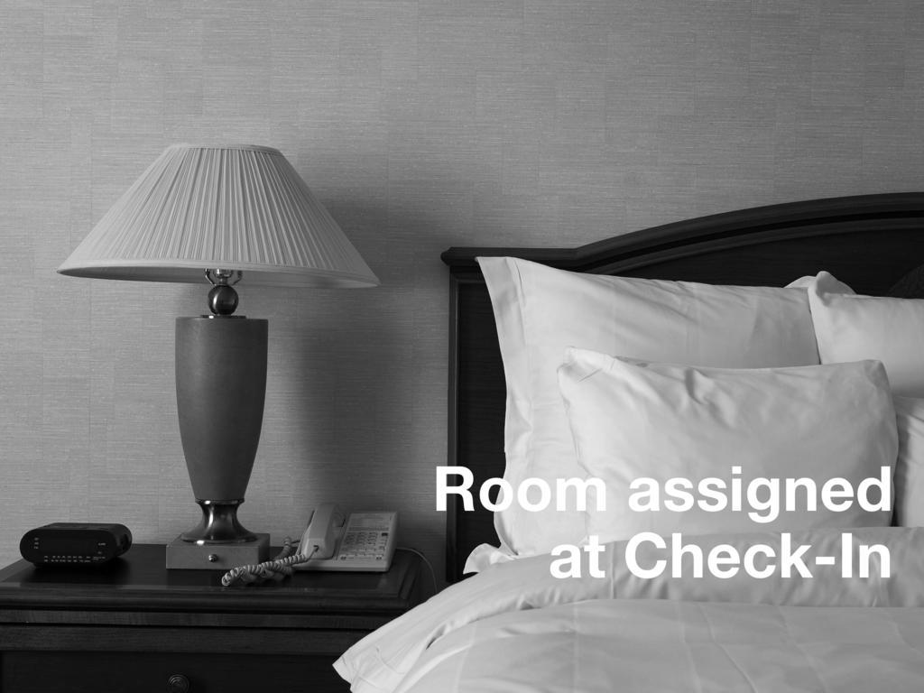 Microtel Inn & Suites By Wyndham Perimeter Center ساندي سبرينغز الغرفة الصورة
